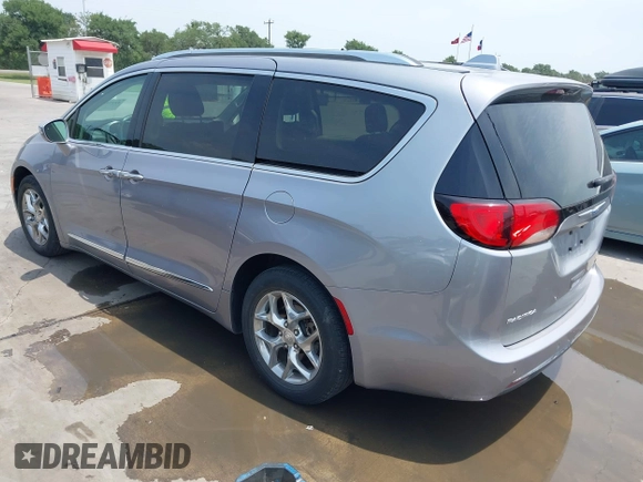 2018 Chrysler Pacifica Limited z VIN 2C4RC1GG2JR232677, wystawiony jako IAAI lot #42274816 z przebiegiem 136 402 mil mil oraz . Historia ofert i sprzedaży dostępna na DreamBid. Obrazek 3.