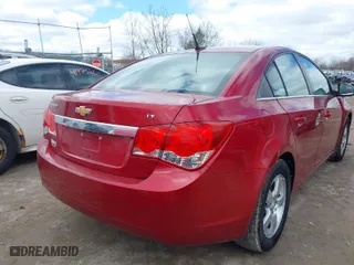 2014 Chevrolet Cruze 1LT with VIN 1G1PC5SB0E7402724, listed as a IAAI auction lot 41952313 with 193,644 mi miles. Bid and sale history available at carsss.com. Image 4.