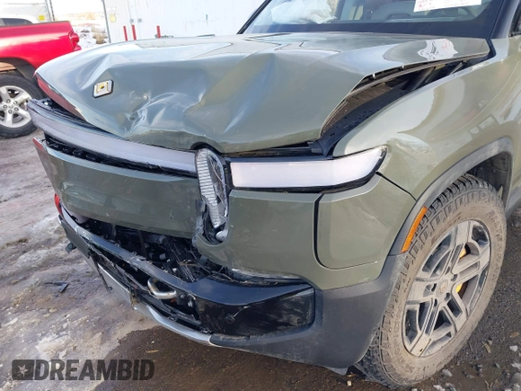 2024 Rivian R1S Launch Edition with VIN 7PDSGABL1RN035074, listed as a IAAI auction lot 41276556 with Not Provided miles. Bid and sale history available at carsss.com. Image 6.