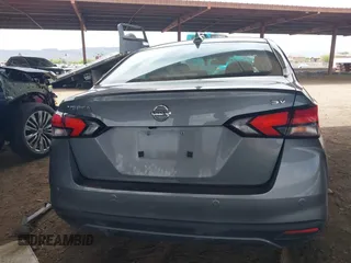 2021 Nissan Versa SV z VIN 3N1CN8EV4ML862408, wystawiony jako IAAI lot #42233052 z przebiegiem 80 435 mil mil oraz . Historia ofert i sprzedaży dostępna na DreamBid. Obrazek 17.