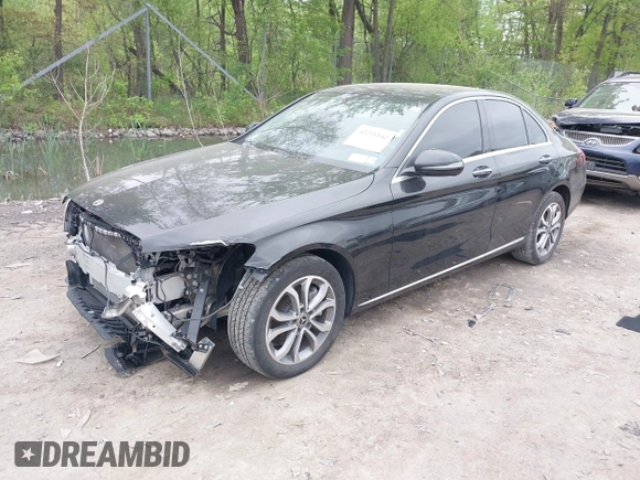 2018 Mercedes-Benz C 300 с VIN WDDWF4KB8JR409459, выставлен на аукционе IAAI как лот 42231142 с пробегом 81 035 миль миль и . История ставок и продаж доступна на DreamBid. Изображение 2.