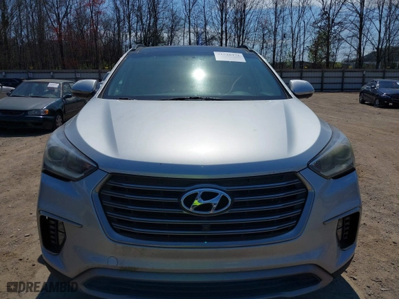 2017 Hyundai Santa Fe Limited Ultimate with VIN KM8SRDHF1HU212114, listed as a IAAI auction lot 41910471 with 135,335 mi miles. Bid and sale history available at carsss.com. Image 6.