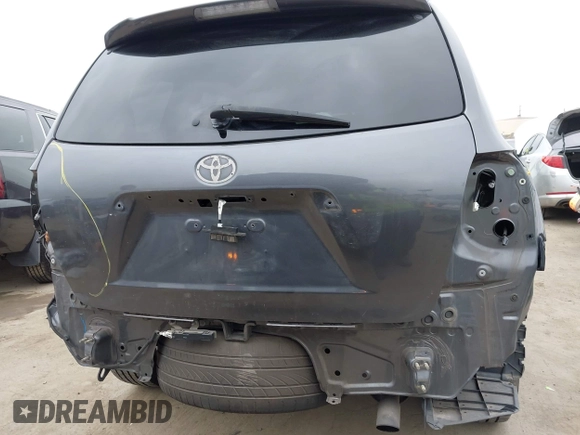 2011 Toyota Highlander Limited with VIN 5TDYK3EH3BS028078, listed as a IAAI auction lot 42098186 with 137,261 mi miles and . Bid and sale history available at DreamBid. Image 6.