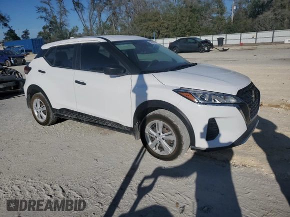 2023 Nissan Kicks S with VIN 3N1CP5BV7PL502096, listed as a Copart auction lot 47535055 with 62,240 mi miles and Clean Title. Bid and sale history available at carsss.com. Image 4.