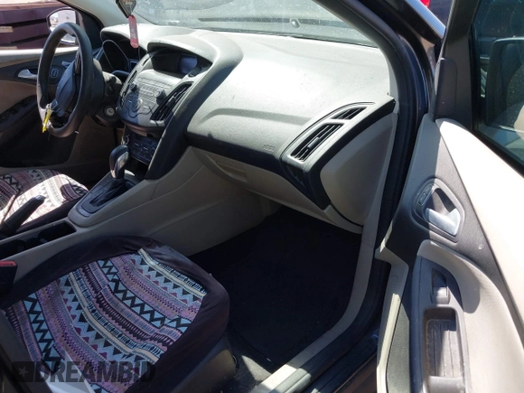 2018 Ford Focus SE with VIN 1FADP3FE6JL270910, listed as a IAAI auction lot 42130371 with 121,240 mi miles. Bid and sale history available at carsss.com. Image 5.