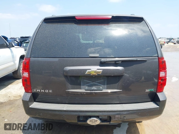 2010 Chevrolet Tahoe LS with VIN 1GNUCAE02AR290222, listed as a IAAI auction lot 42321824 with 188,926 mi miles and . Bid and sale history available at DreamBid. Image 15.