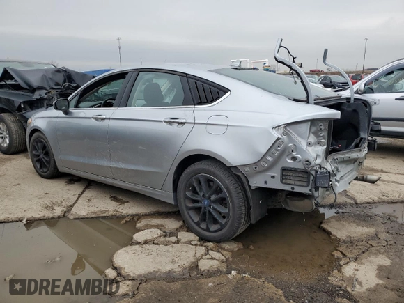 2020 Ford Fusion SE with VIN 3FA6P0HD4LR107933, listed as a Copart auction lot 81295884 with 50,860 mi miles and Salvage title. Bid and sale history available at DreamBid. Image 2.