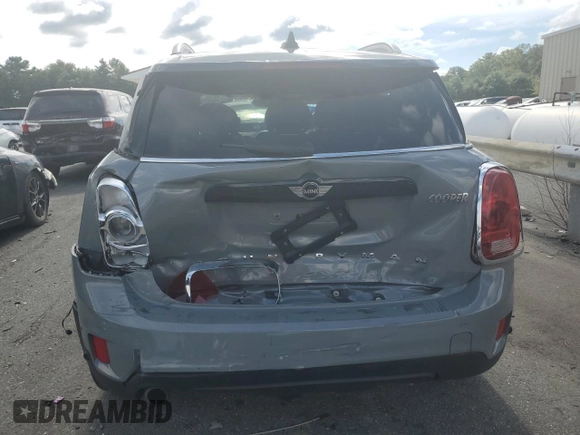 2018 MINI Countryman Cooper with VIN WMZYV5C31J3E04841, listed as a Copart auction lot 73400944 with 28,854 mi miles and Salvage Title. Bid and sale history available at carsss.com. Image 6.