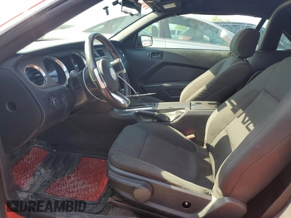 2014 Ford Mustang V6 with VIN 1ZVBP8EMXE5215679, listed as a Copart auction lot 47837345 with 137,881 mi miles and Salvage Title. Bid and sale history available at carsss.com. Image 7.