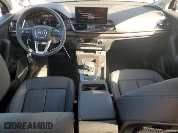 2024 Audi Q5 Premium Plus with VIN WA1BBAFY9R2063776, listed as a Copart auction lot 61252035 with 2,813 mi miles and Salvage title. Bid and sale history available at DreamBid. Image 8.