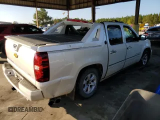 2013 Chevrolet Avalanche LTZ with VIN 3GNTKGE78DG342066, listed as a Copart auction lot 74980564 with 130,265 mi miles and Salvage Title. Bid and sale history available at DreamBid. Image 3.