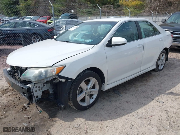 2012 Toyota Camry L with VIN 4T1BF1FK8CU547113, listed as a IAAI auction lot 41993135 with 161,322 mi miles. Bid and sale history available at carsss.com. Image 23.