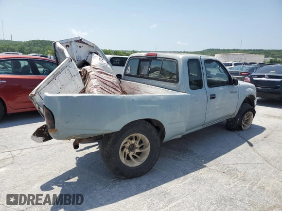 1993 Toyota Pickup DLX z VIN 4TAVN13D3PZ113874, wystawiony jako Copart lot #65384333 z przebiegiem 225 463 mil mil oraz Szkoda całkowita • Salvage title. Historia ofert i sprzedaży dostępna na DreamBid. Obrazek 3.