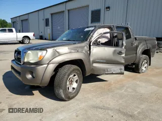 2011 Toyota Tacoma PreRunner z VIN 3TMJU4GNXBM119157, wystawiony jako Copart lot #53353185 z przebiegiem 355 118 mil mil oraz Szkoda całkowita • Salvage title. Historia ofert i sprzedaży dostępna na DreamBid. Obrazek 1.
