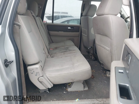 2007 Ford Expedition Max XLT z VIN 1FMFK16537LA27033, wystawiony jako IAAI lot #41695330 z przebiegiem 247 210 mil mil oraz . Historia ofert i sprzedaży dostępna na DreamBid. Obrazek 8.