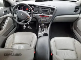 2013 Kia Optima EX z VIN 5XXGN4A7XDG144632, wystawiony jako Copart lot #83599614 z przebiegiem 97 316 mil mil oraz Szkoda całkowita • Salvage title. Historia ofert i sprzedaży dostępna na DreamBid. Obrazek 8.