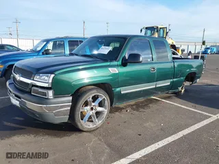 2004 Chevrolet Silverado 1500 LS with VIN 2GCEC19TX41181148, listed as a IAAI auction lot 41676935 with 184,173 mi miles. Bid and sale history available at carsss.com. Image 19.