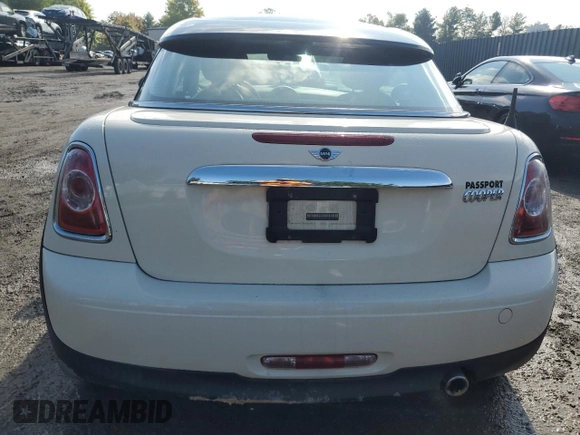2012 MINI Cooper Coupe with VIN WMWSX1C52CT164027, listed as a Copart auction lot 74329124 with 0 mi miles and Clean Title. Bid and sale history available at carsss.com. Image 6.