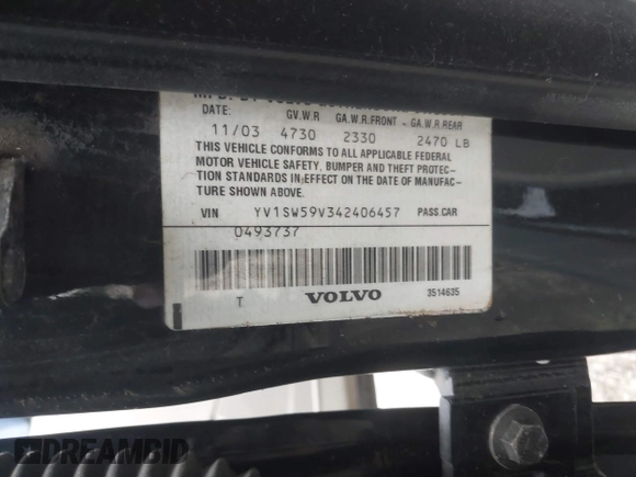 2004 Volvo V70 with VIN YV1SW59V342406457, listed as a IAAI auction lot 41806985 with 154,373 mi miles. Bid and sale history available at carsss.com. Image 9.