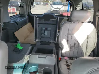 2005 Lincoln Navigator Luxury with VIN 5LMFU285X5LJ11745, listed as a Copart auction lot 88262005 with 0 mi miles and Clean Title. Bid and sale history available at carsss.com. Image 10.