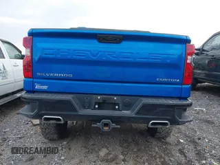 2022 Chevrolet Silverado 1500 Custom Trail Boss with VIN 3GCPDCED3NG689082, listed as a IAAI auction lot 41847136 with 38,101 mi miles and . Bid and sale history available at DreamBid. Image 16.