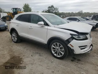 2019 Lincoln MKC Select z VIN 5LMCJ2D99KUL39648, wystawiony jako Copart lot #53755895 z przebiegiem 57 623 mil mil oraz Szkoda całkowita • Salvage title. Historia ofert i sprzedaży dostępna na DreamBid. Obrazek 4.