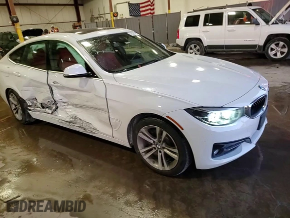 2018 BMW 3 Series 330i xDrive with VIN WBA8Z9C5XJG828289, listed as a Copart auction lot 42535195 with 57,623 mi miles and Salvage Title. Bid and sale history available at carsss.com. Image 13.