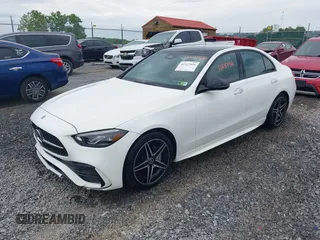 2022 Mercedes-Benz C 300 z VIN W1KAF4HB9NR043468, wystawiony jako IAAI lot #42317926 z przebiegiem 73 248 mil mil oraz . Historia ofert i sprzedaży dostępna na DreamBid. Obrazek 2.