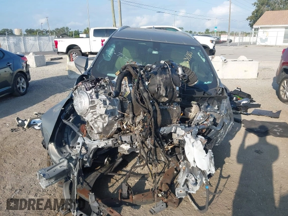 2018 Cadillac XT5 FWD with VIN 1GYKNARS4JZ238915, listed as a IAAI auction lot 42231005 with Not provided miles and . Bid and sale history available at DreamBid. Image 12.