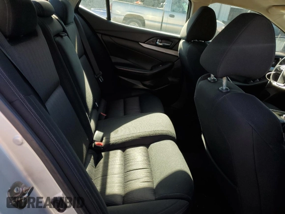 2016 Nissan Maxima S with VIN 1N4AA6AP6GC394148, listed as a Copart auction lot 57378635 with 129,799 mi miles and Salvage title. Bid and sale history available at DreamBid. Image 10.