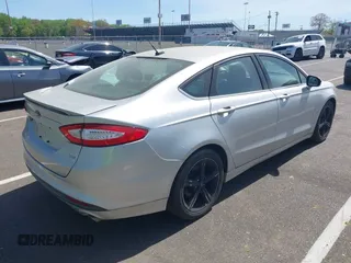 2016 Ford Fusion SE with VIN 3FA6P0H77GR125519, listed as a IAAI auction lot 42151384 with 248,933 mi miles and . Bid and sale history available at carsss.com. Image 6.