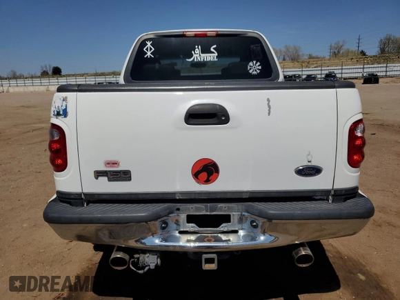 2003 Ford F-150 XLT with VIN 1FTRW08L73KD03192, listed as a Copart auction lot 52825065 with 203,206 mi miles and Clean Title. Bid and sale history available at carsss.com. Image 6.