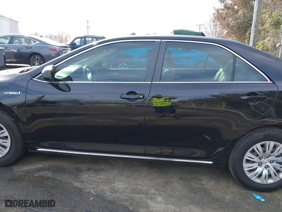 2013 Toyota Camry Hybrid LE with VIN 4T1BD1FK7DU068821, listed as a IAAI auction lot 41838227 with 159,808 mi miles. Bid and sale history available at carsss.com. Image 14.