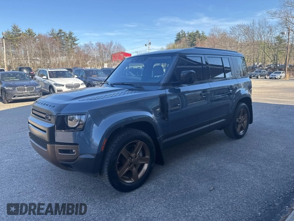 2020 Land Rover Defender SE z VIN SALEPEEU6L2017266, wystawiony jako IAAI lot #42120066 z przebiegiem 117 429 mil mil oraz . Historia ofert i sprzedaży dostępna na DreamBid. Obrazek 2.