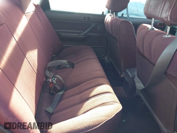 1989 Toyota Camry DLX с VIN 4T1SV21E9KU059104, выставлен на аукционе IAAI как лот 41014925 с пробегом 312 844 миль миль и . История ставок и продаж доступна на DreamBid. Изображение 8.
