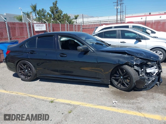 2020 BMW 3 Series M340i with VIN WBA5U7C04LFH33037, listed as a IAAI auction lot 41872419 with 68,065 mi miles. Bid and sale history available at carsss.com. Image 14.