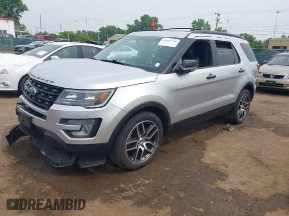2017 Ford Explorer Sport z VIN 1FM5K8GTXHGB20532, wystawiony jako IAAI lot #42412716 z przebiegiem 65 322 mil mil oraz . Historia ofert i sprzedaży dostępna na DreamBid. Obrazek 2.
