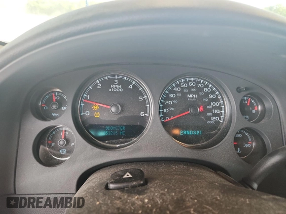2007 Chevrolet Suburban LS with VIN 1GNFC16JX7R401981, listed as a Copart auction lot 64618945 with 153,205 mi miles and Clean title. Bid and sale history available at DreamBid. Image 9.
