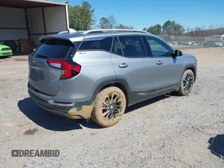 2023 GMC Terrain SLT z VIN 3GKALPEG0PL253752, wystawiony jako IAAI lot #41728046 z przebiegiem 35 829 mil mil oraz . Historia ofert i sprzedaży dostępna na DreamBid. Obrazek 4.