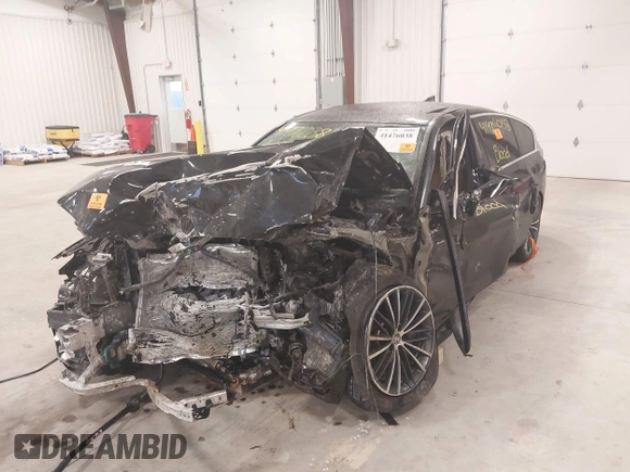2022 BMW 5 Series 540i xDrive with VIN WBA73BJ09NWX56346, listed as a IAAI auction lot 41476038 with Not provided miles and . Bid and sale history available at DreamBid. Image 6.