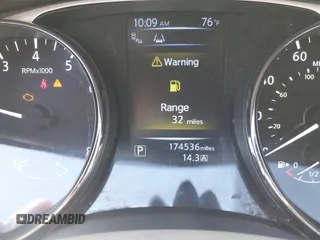 2015 Nissan Rogue SL with VIN 5N1AT2MV5FC927592, listed as a IAAI auction lot 42132041 with 174,536 mi miles and . Bid and sale history available at carsss.com. Image 15.