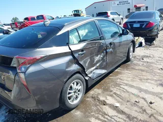2017 Toyota Prius Two z VIN JTDKARFU8H3539934, wystawiony jako IAAI lot #42295188 z przebiegiem 92 157 mil mil oraz . Historia ofert i sprzedaży dostępna na DreamBid. Obrazek 6.