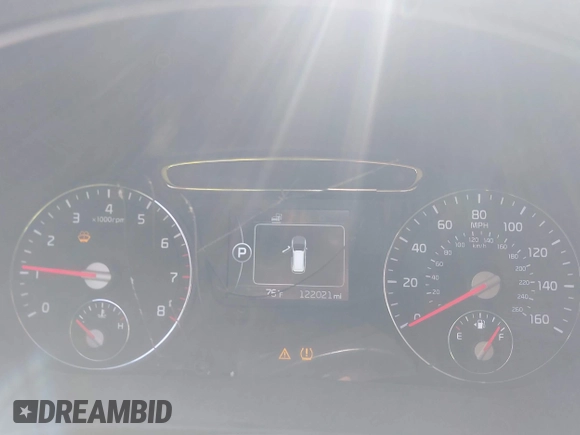 2017 Kia Sorento LX with VIN 5XYPG4A37HG255017, listed as a IAAI auction lot 42090967 with 122,021 mi miles. Bid and sale history available at carsss.com. Image 7.