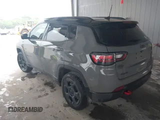 2023 Jeep Compass Trailhawk с VIN 3C4NJDDN5PT526220, выставлен на аукционе IAAI как лот 42236827 с пробегом 73 104 миль миль и . История ставок и продаж доступна на DreamBid. Изображение 3.