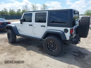 2016 Jeep Wrangler Unlimited Sport z VIN 1C4HJWDG5GL308803, wystawiony jako IAAI lot #42181473 z przebiegiem 41 621 mil mil oraz . Historia ofert i sprzedaży dostępna na DreamBid. Obrazek 3.