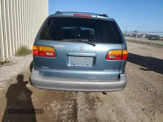 2000 Toyota Sienna CE with VIN 4T3ZF19C1YU285114, listed as a Copart auction lot 87158574 with 267,168 mi miles and Salvage Title. Bid and sale history available at carsss.com. Image 6.