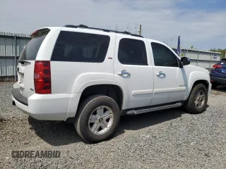 2008 Chevrolet Tahoe 3LT z VIN 1GNFK13068R145029, wystawiony jako Copart lot #55049795 z przebiegiem 167 835 mil mil oraz Szkoda całkowita • Salvage title. Historia ofert i sprzedaży dostępna na DreamBid. Obrazek 3.