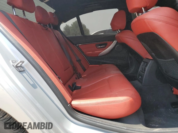 2018 BMW 3 Series 330i xDrive with VIN WBA8D9G55JNU71141, listed as a Copart auction lot 58625265 with 41,648 mi miles and Non repairable. Bid and sale history available at DreamBid. Image 10.