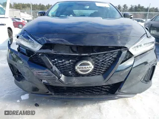 2020 Nissan Maxima SL with VIN 1N4AA6DV3LC375884, listed as a IAAI auction lot 41608588 with 60,531 mi miles. Bid and sale history available at carsss.com. Image 6.