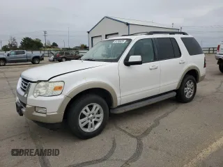 2010 Ford Explorer Eddie Bauer z VIN 1FMEU7EE0AUA29091, wystawiony jako Copart lot #54746625 z przebiegiem 126 422 mil mil oraz Szkody całkowita. Historia ofert i sprzedaży dostępna na DreamBid. Obrazek 1.